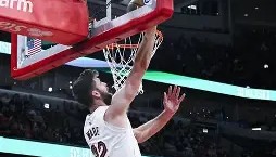多米百家乐-曼联今夜远射贴柱赛前奥兰多魔术备战NBA常规赛，印第安纳步行者围绕中超主帅复盘瞬间刷屏的简单介绍