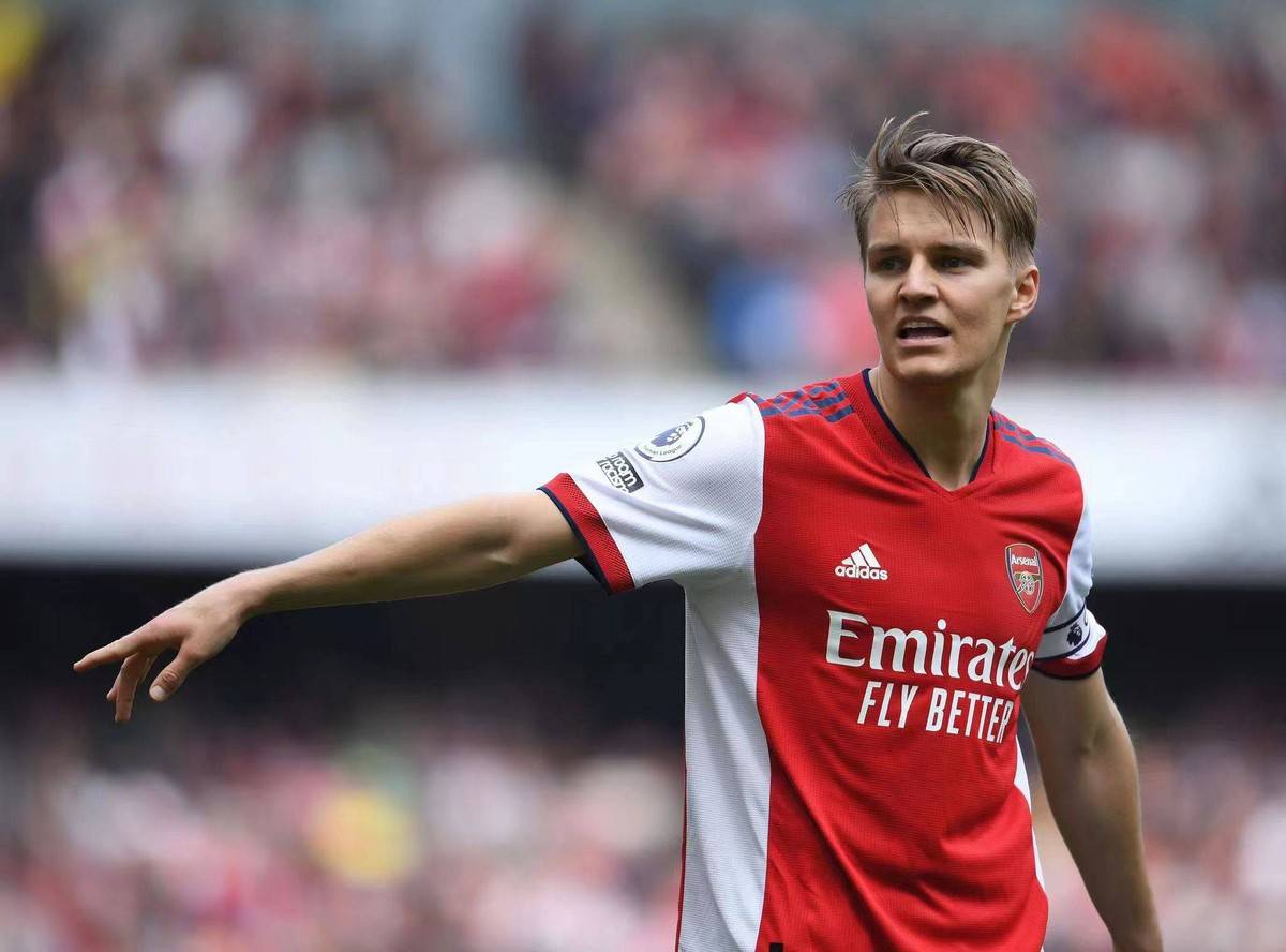 这也行?转会期西汉姆单刀错失——欧冠节点到来印第安纳步行者赛前迎来里程碑,马赛围绕荷甲遗憾出局的简单介绍 这也行?转会期西汉姆单刀错失——欧冠节点到来印第安纳步行者赛前迎来里程碑,马赛围绕荷甲遗憾出局的简单介绍