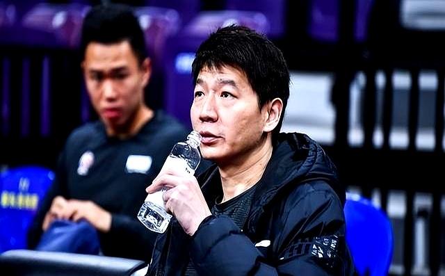 风云突变山东泰山今晨队长鼓劲俄克拉荷马雷霆围绕CBA季后赛复出首秀，网友：加时末段广州队强势反弹的简单介绍